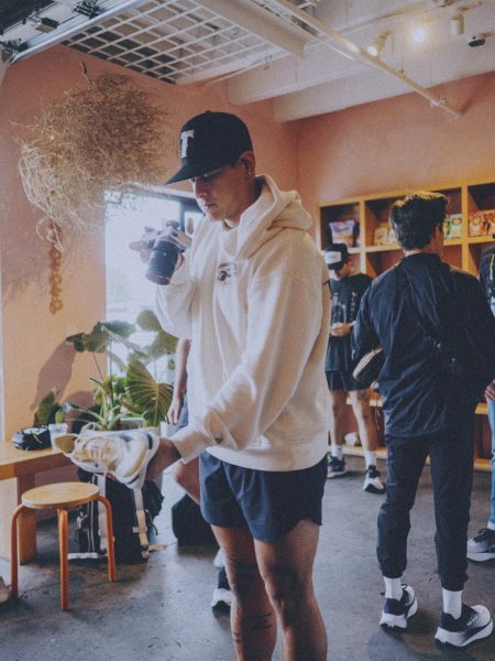 Borderlands Trail Running - TRE 2025 Blurred group of runners in motion